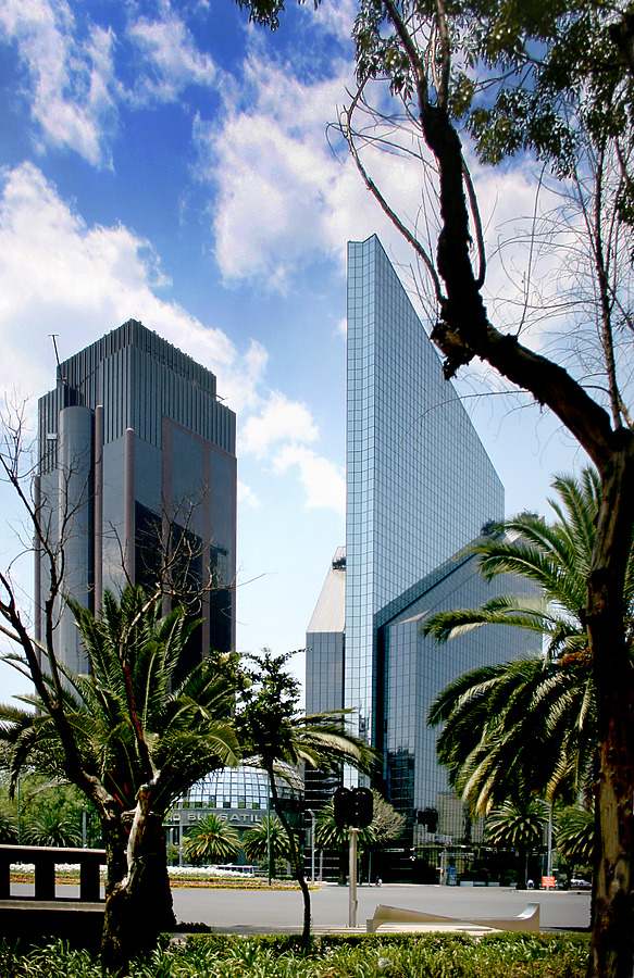 Centro Bursátil by Jim Schwartz