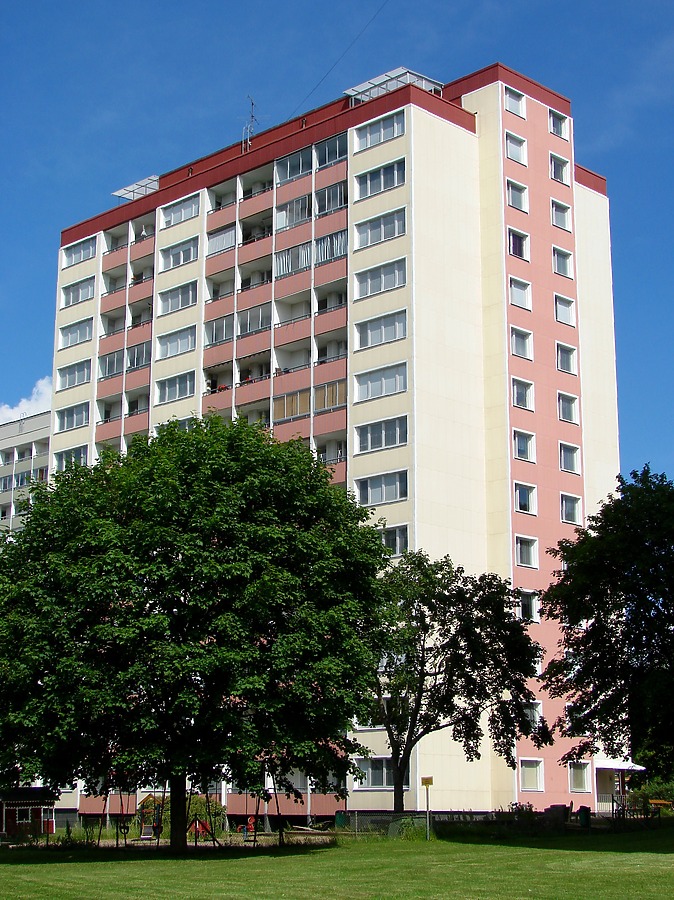 Elsarostigen 6 by Robin Spetz