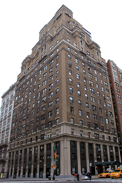 Hudson Towers Apartments