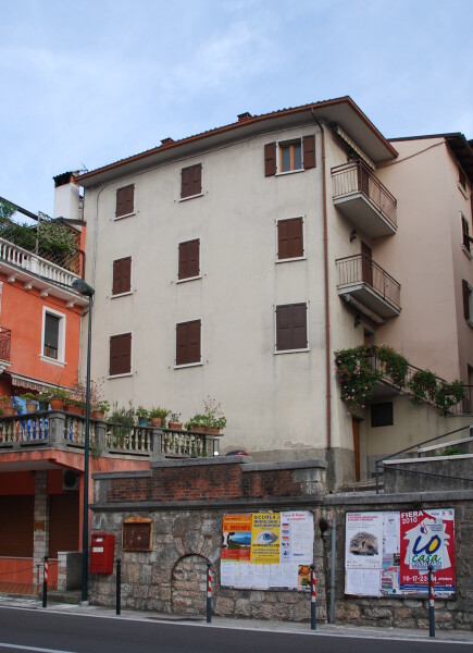 Via B. Castellari 1