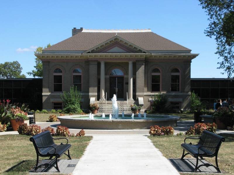 Hutchinson City Library