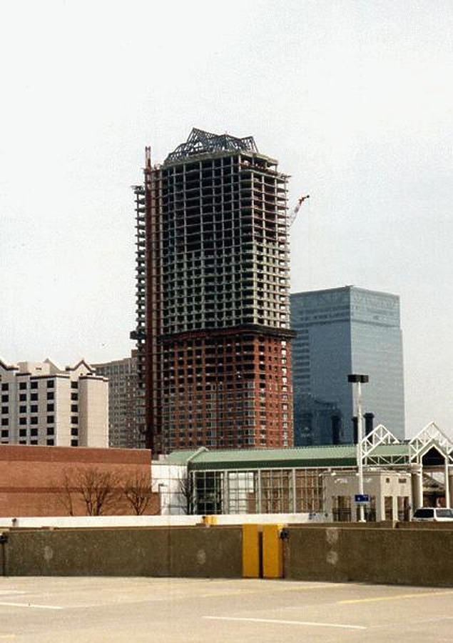 Marbella Apartments by Nate Lindsey