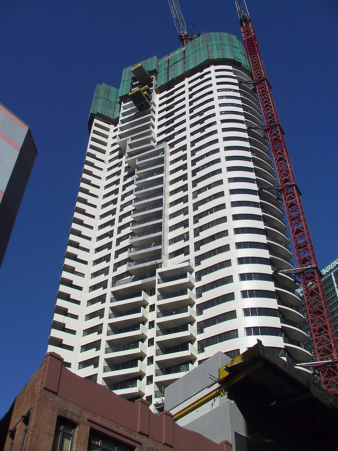 Meriton Tower by John Bek