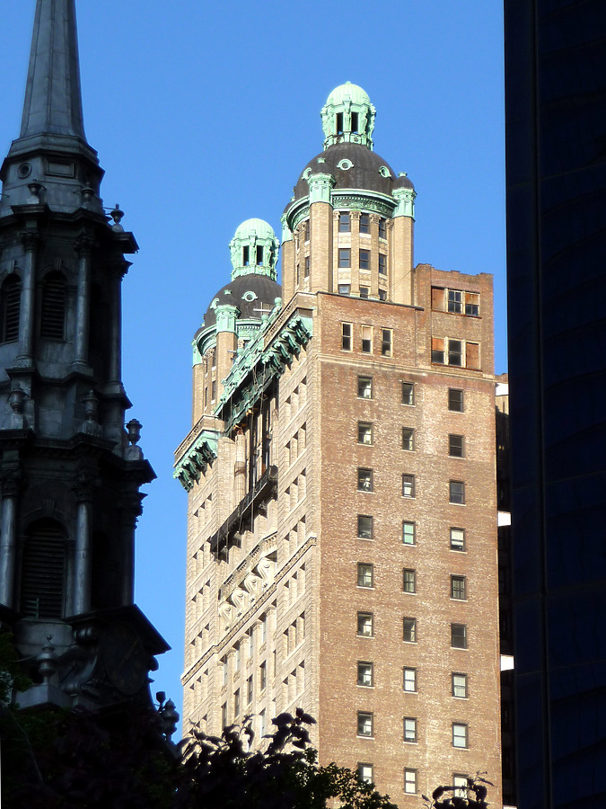 Park Row Building by Nate Lindsey