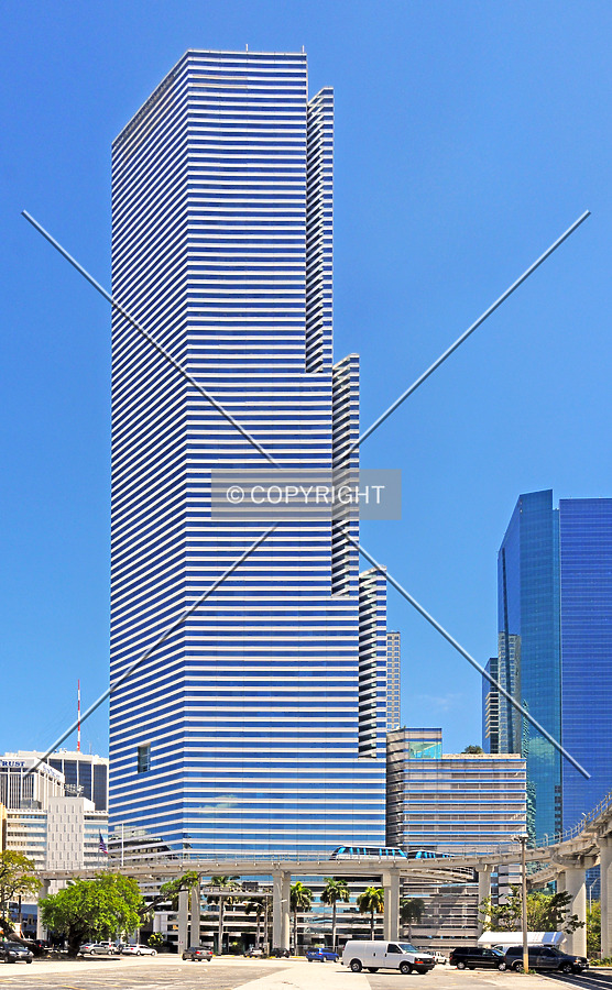 Miami Tower by Jorge Molina