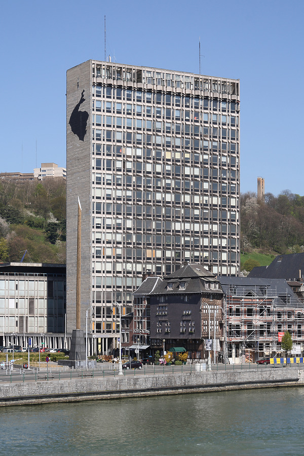 Cité Administrative by Michiel van Dijk