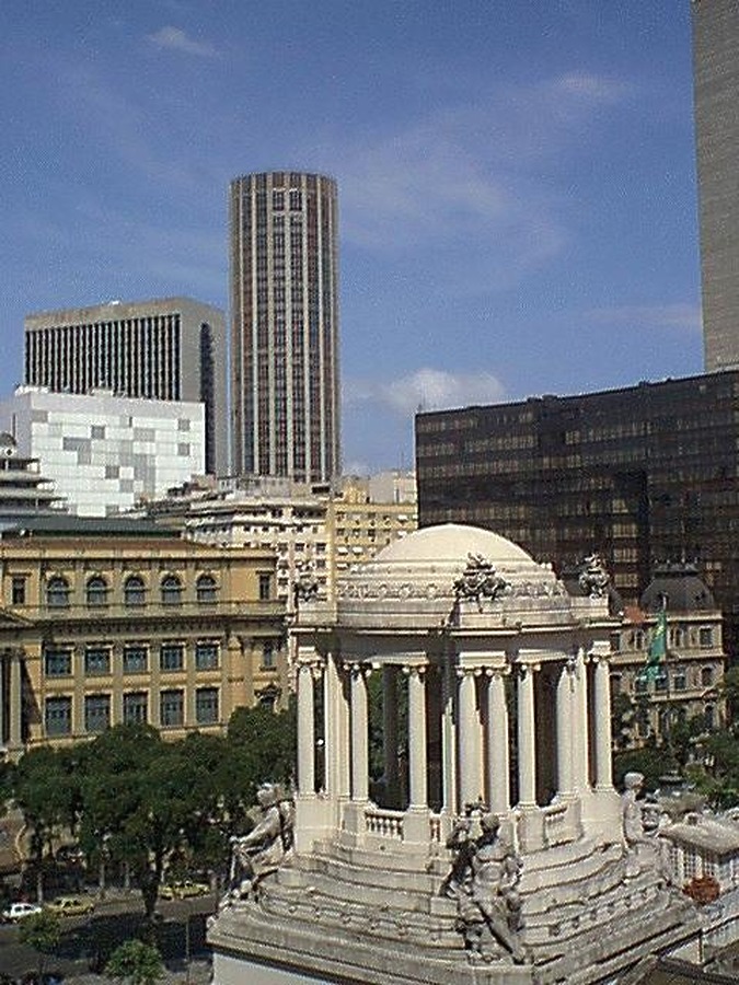 Edificio Santos Dumont by Virgilio Grimaldi