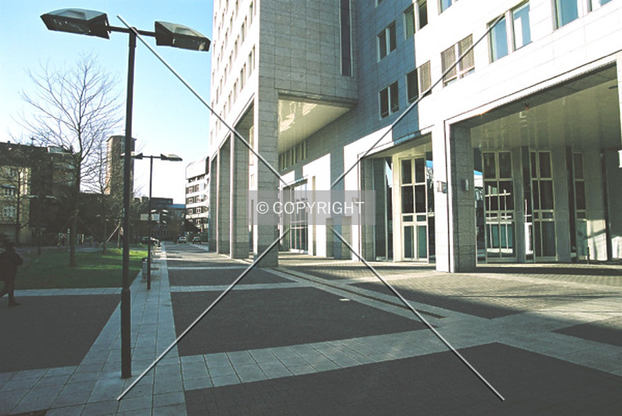 Haus der Wirtschaft - Turm 2 by Nephilim