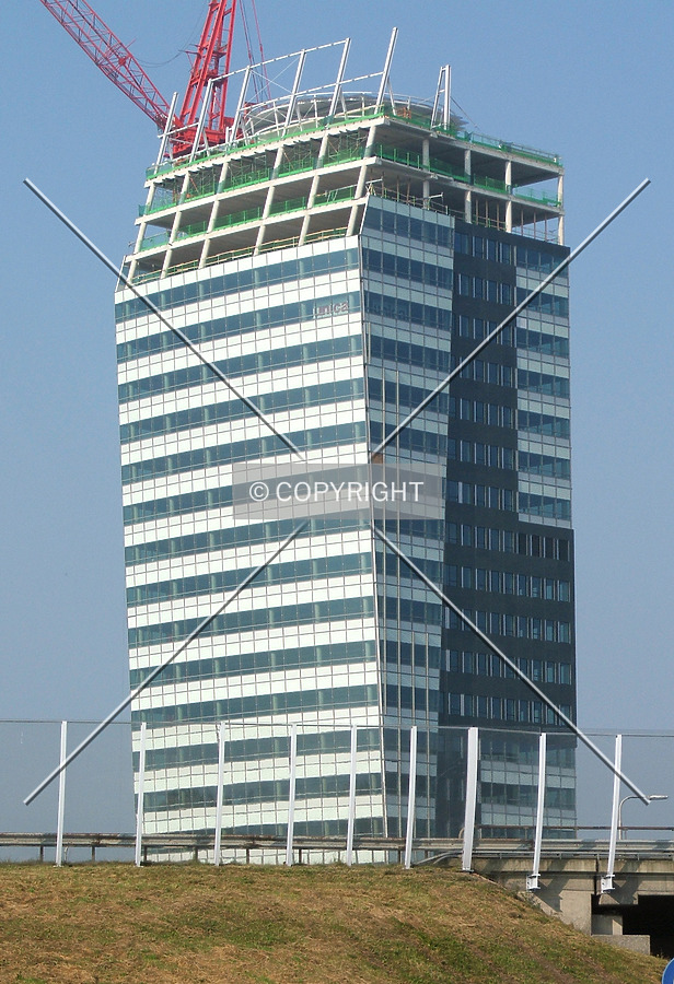 IJsseltoren by René Hogendijk