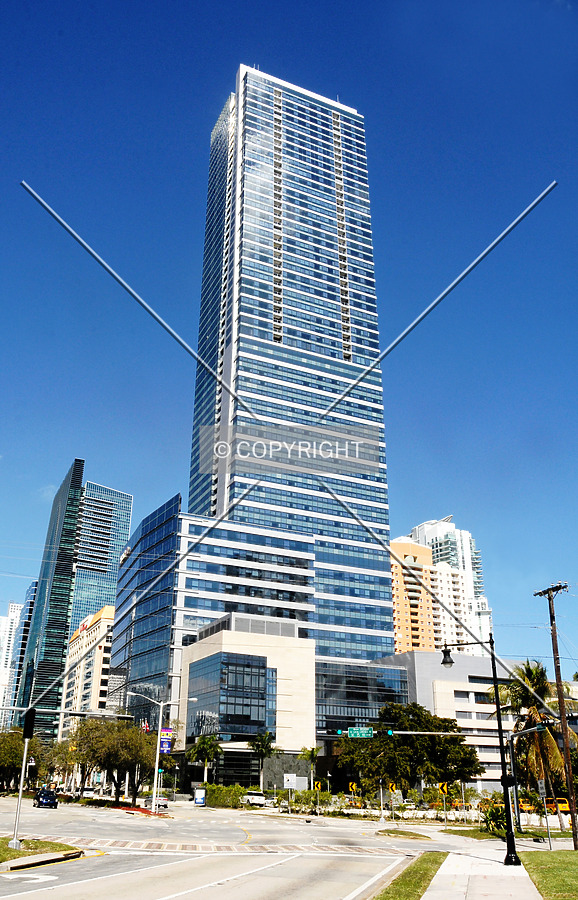 Four Seasons Hotel & Tower by Jorge Molina
