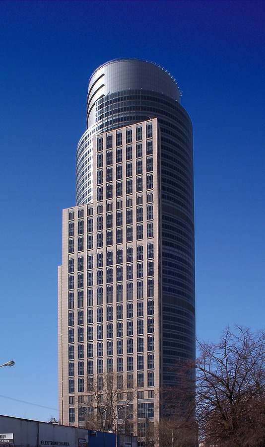 Warsaw Trade Tower by Pavel Toczynski