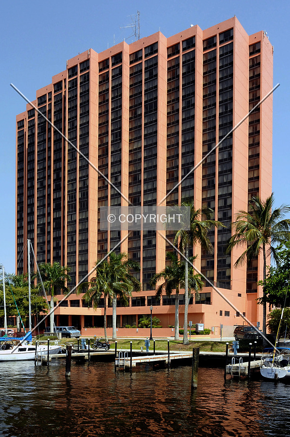 Campo Felice by Jorge Molina