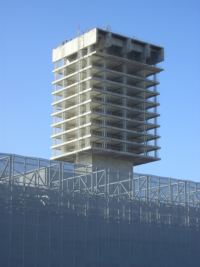 Torre BEC by Mikel Allende