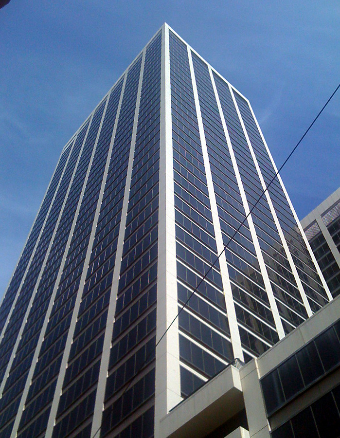 One Market Plaza, Spear Tower by Nate Lindsey