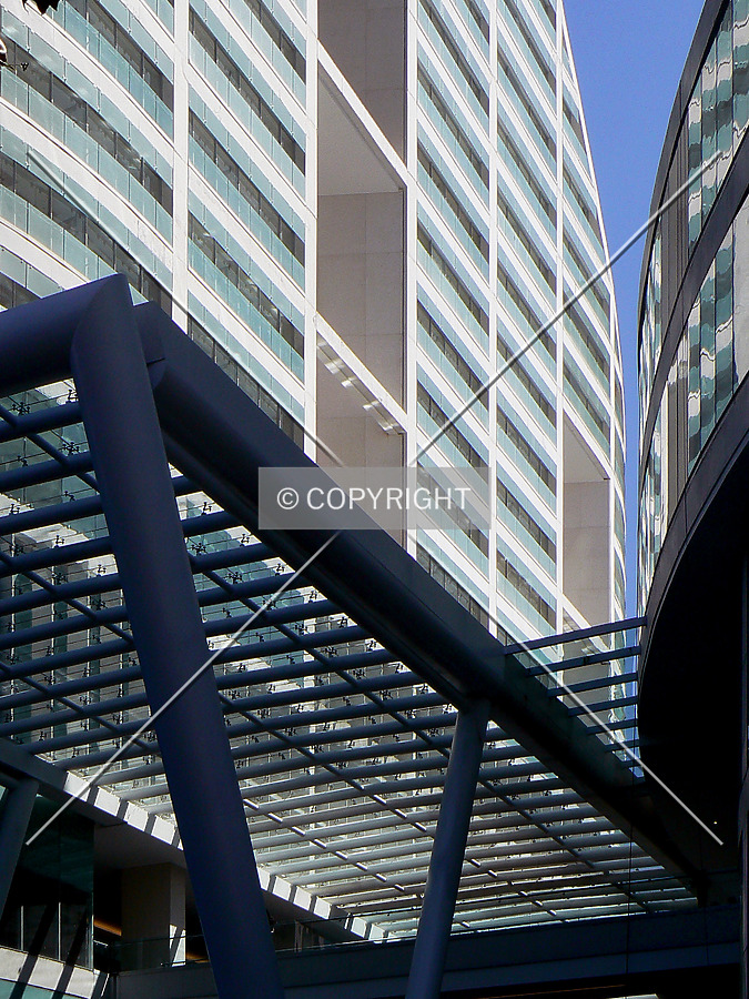 Reforma 222 Torre II by Luis Ibáñez