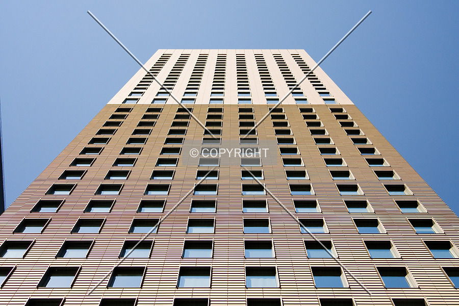 Royal Park Shiodome Tower by Serdica