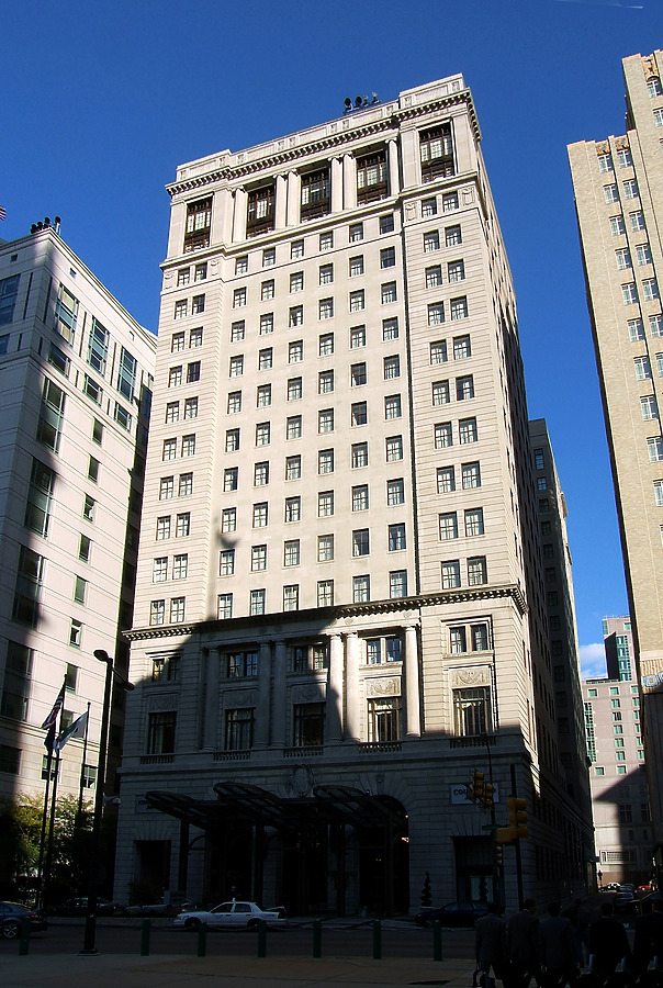 Courtyard Philadelphia Downtown by John Cahill
