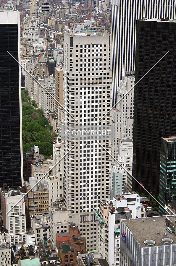 712 5th Avenue by René Hogendijk