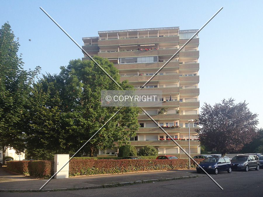 Zeppelinstraße 9 by Nephilim