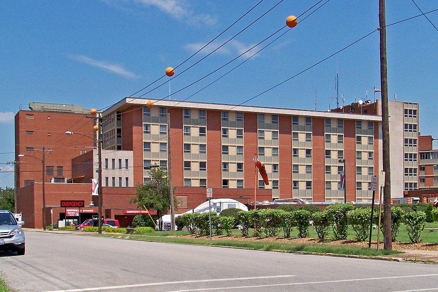 Gateway Regional Medical Center Binnery Wing by Ryan Hildebrand