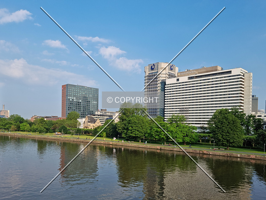 Union Investment-Hochhaus by Nephilim