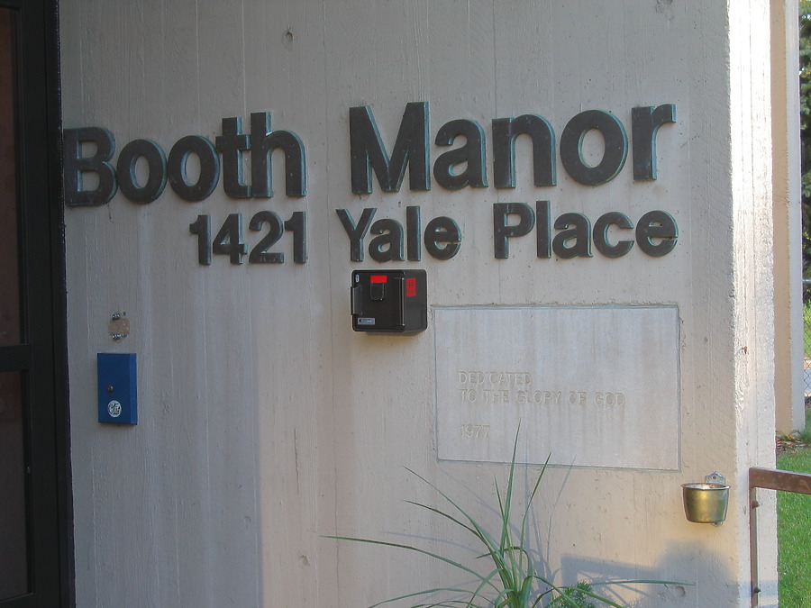 Booth Manor Apartments by Rick Bronson