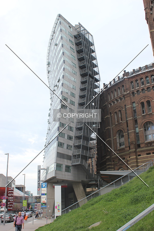 Schild - Gasometer B by Florian Barbier