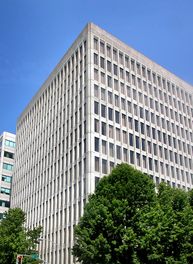 925 L Street by Jim Schwartz