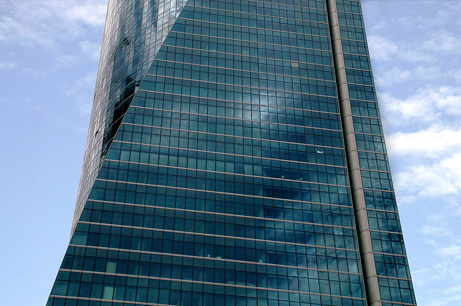 Torre Espacio by John Bek