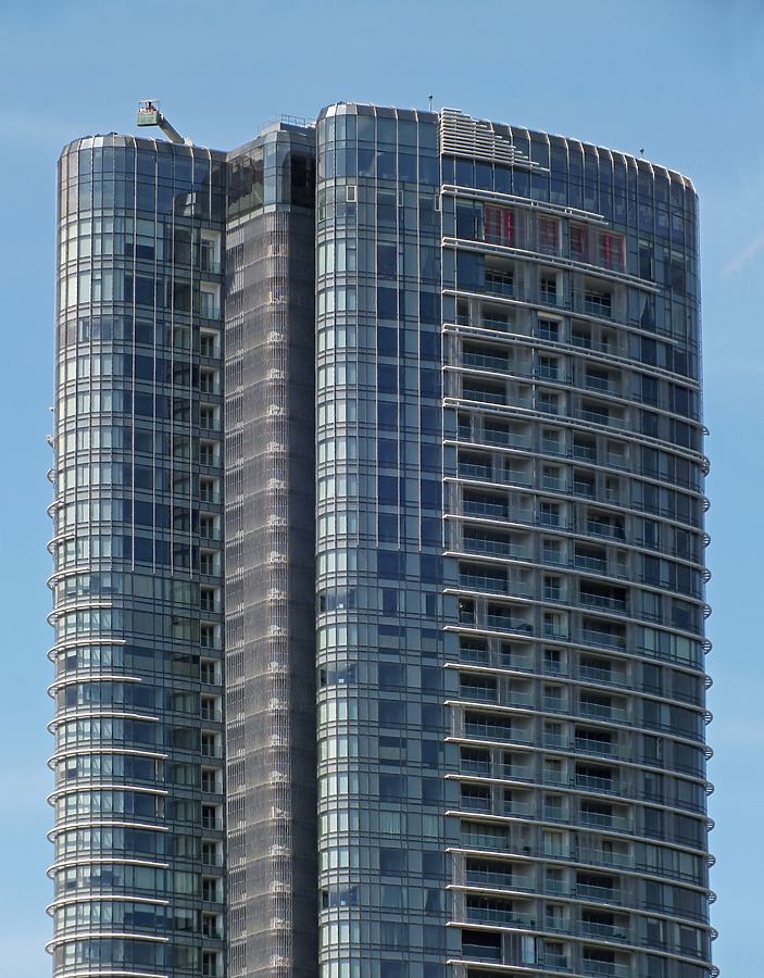 The Orchard Residences by Horst Kiechle