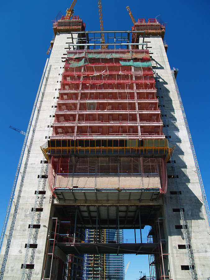 Torre Caja Madrid by Cesar Serrano