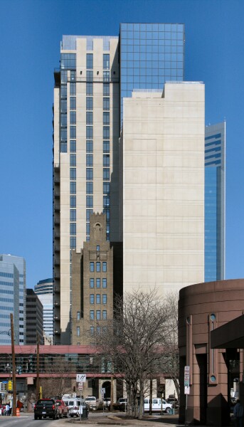Hotel Ivy + Residence