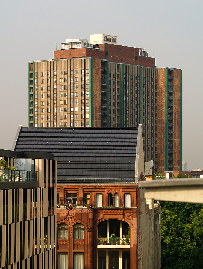 Charité Surgical Center Tower by Cesar Serrano