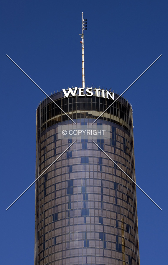 Westin Peachtree Plaza by Martin Bugajski