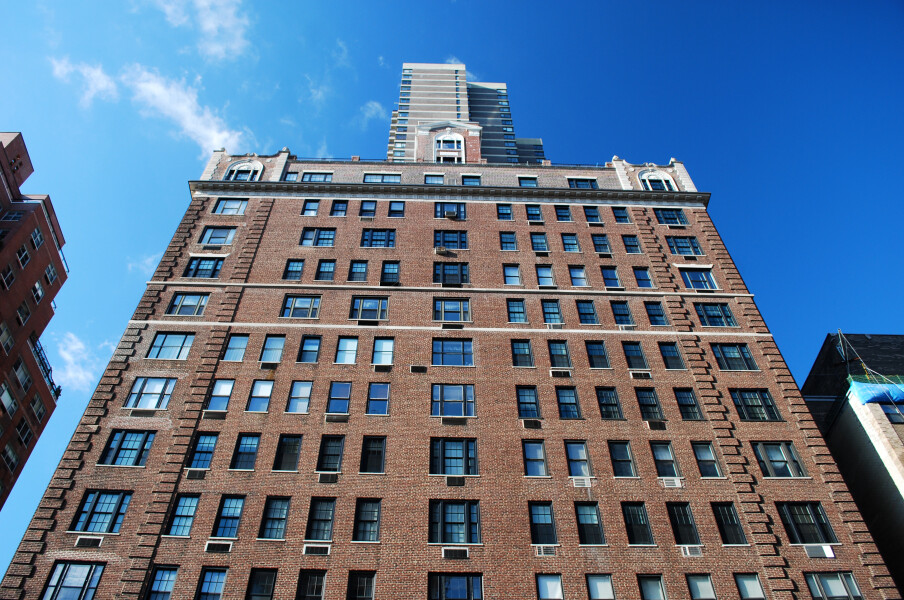 2 Sutton Place South