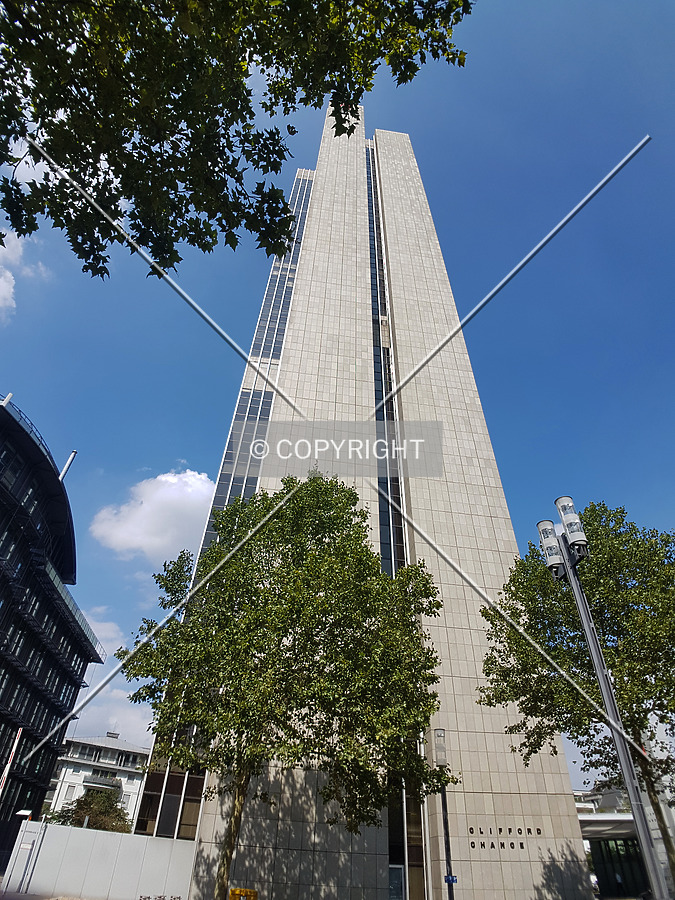 Frankfurter Büro Center by Nephilim