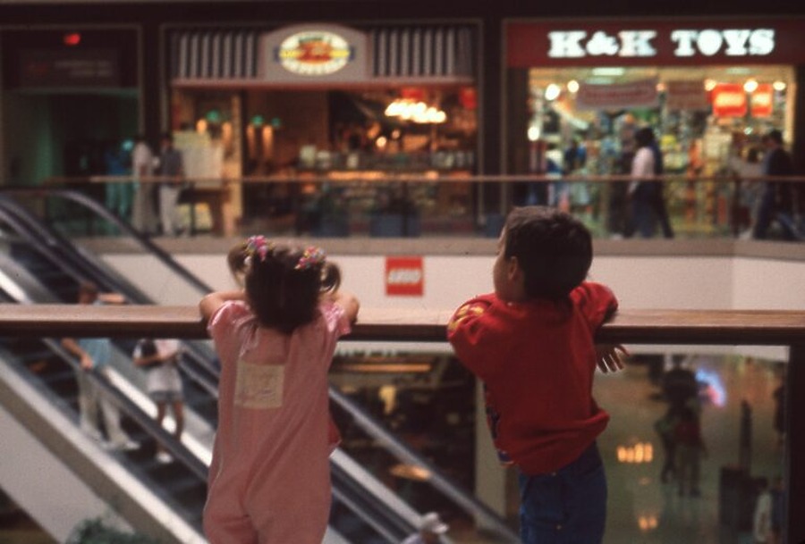 Chesterfield Mall by Rumur