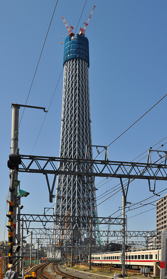 Tokyo Sky Tree by Kevin Hemphill