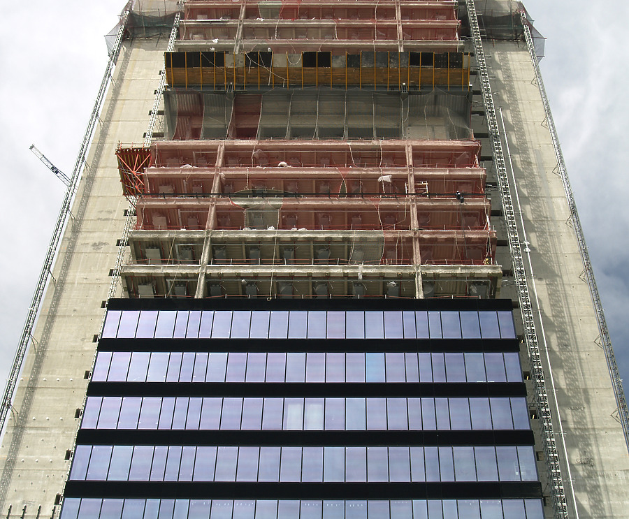Torre Caja Madrid by Cesar Serrano