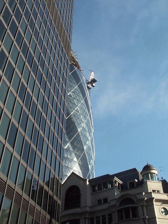 30 St Mary Axe by Jonathan Smith