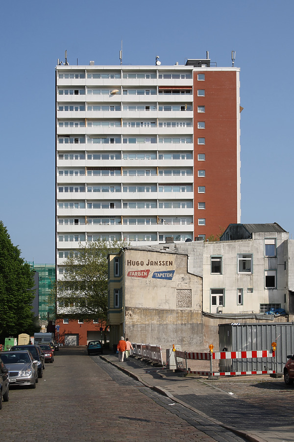 Deichstraße 48 by Michiel van Dijk