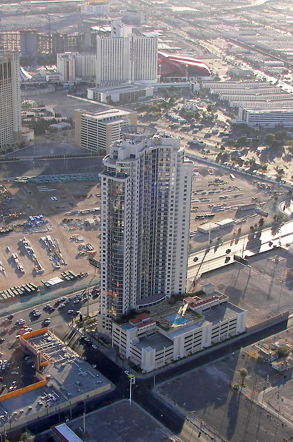 Allure Las Vegas Tower I by Rodney Gunn