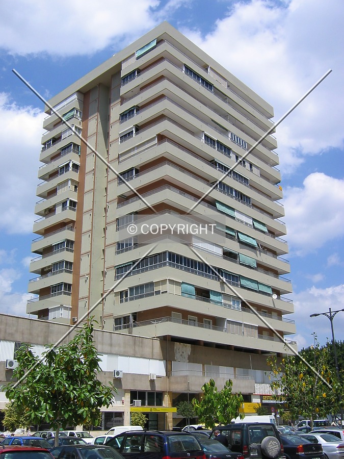 Edificio Copirsa 3 by Victor Carcedo
