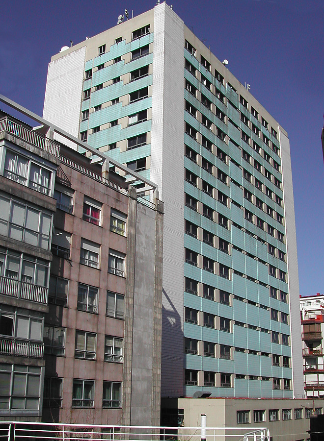 Hotel Bahía de Vigo by David Guija