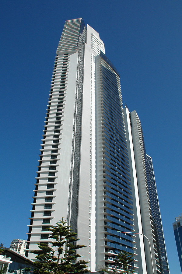 Circle on Cavill North Tower by John Bek