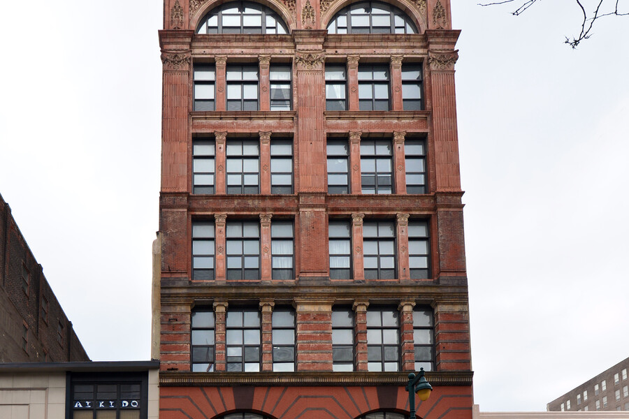 Thomas Lofts