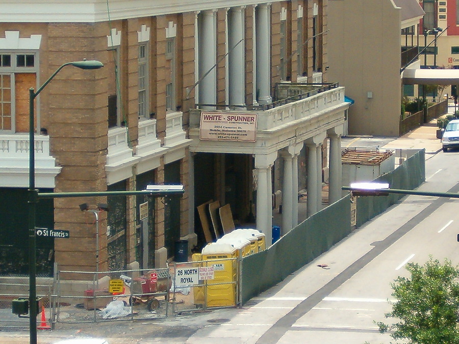 Battle House Hotel by Rodney Gunn
