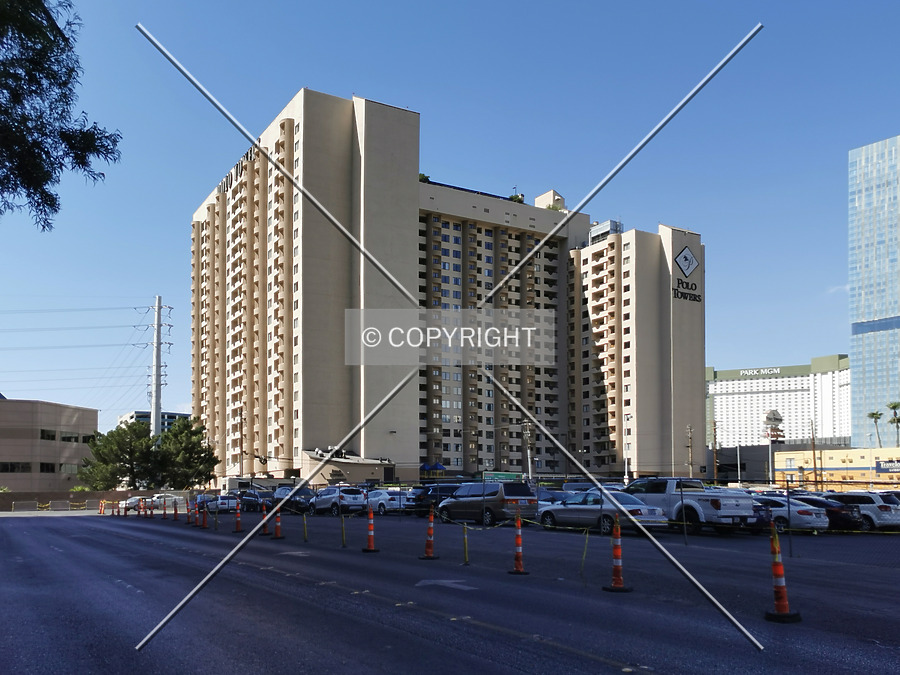 Polo Towers by Nephilim