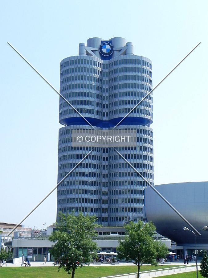 BMW Building by Florian Barbier