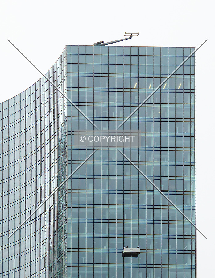 SKYPER Tower by Nephilim